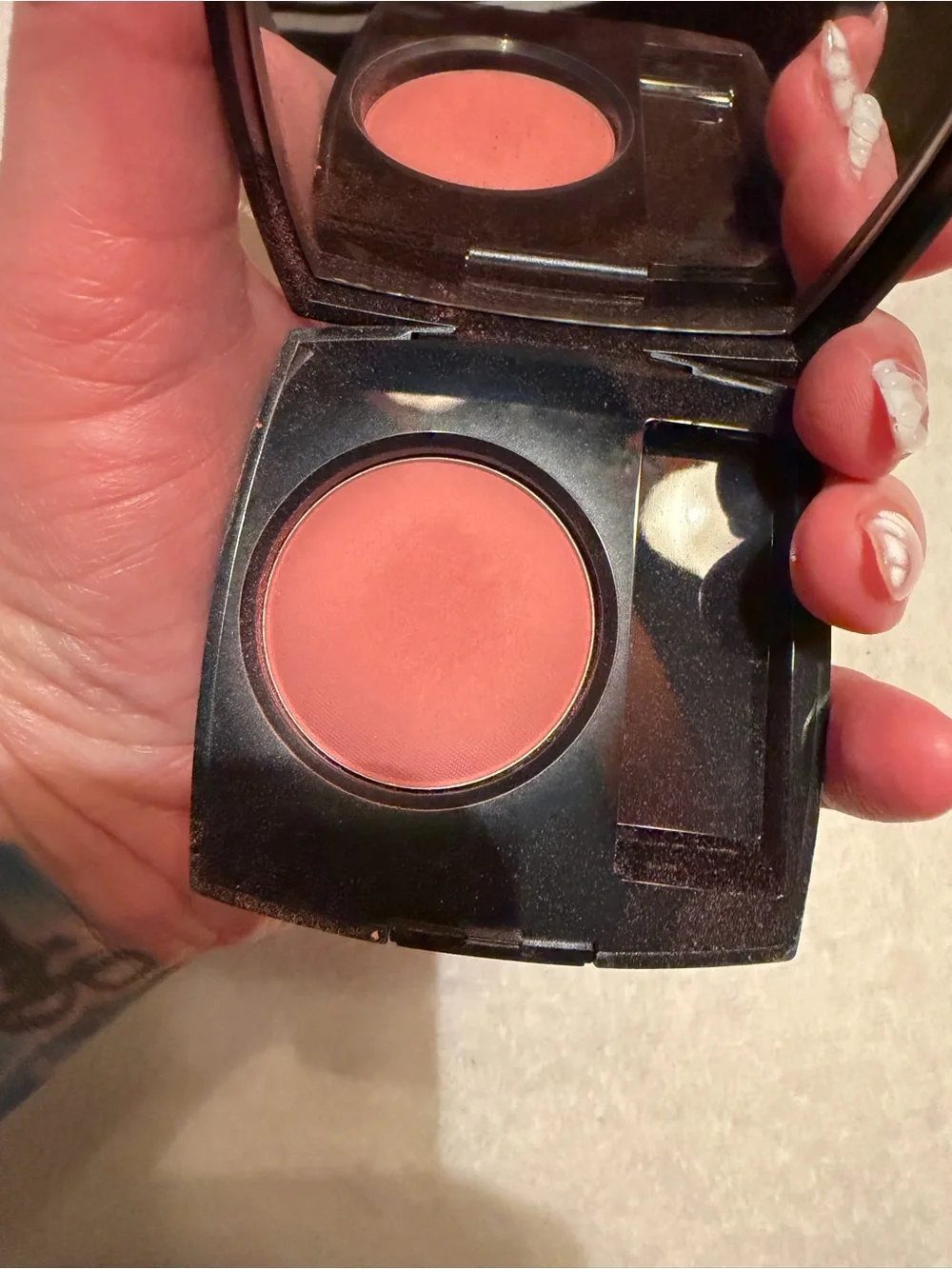 Chanel blush number 72 Rose initial